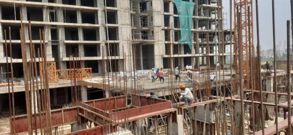  signature Construction Status Sept-24