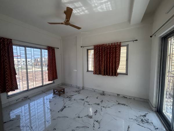 mainOther of New Royal Enclave