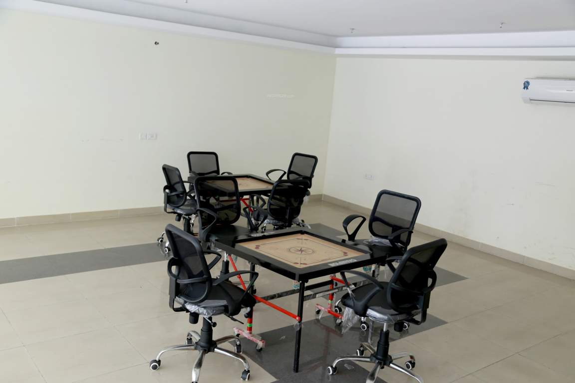 panchsheel prime 390 phase 1 Conference Room