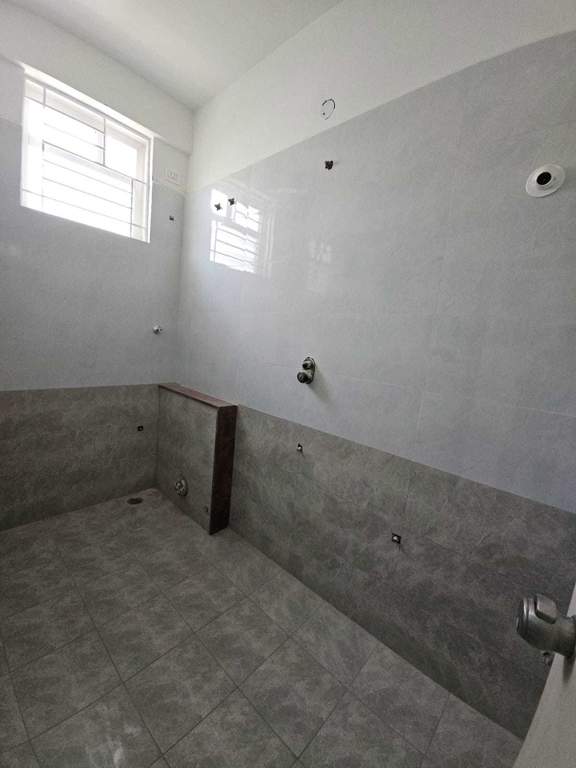  golden grave Bathroom