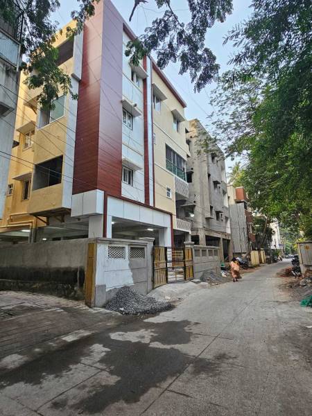 Elevation lakshmi-flats Elevation