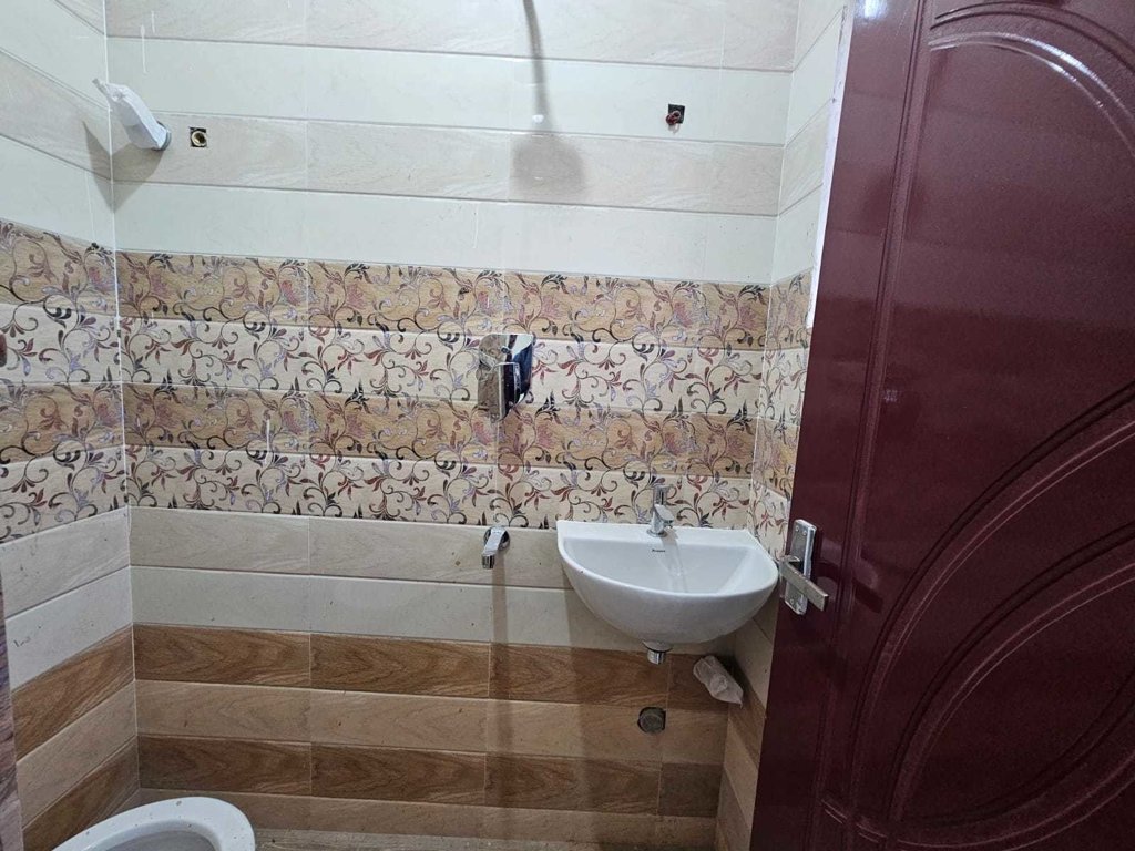  lakshmi flats Bathroom