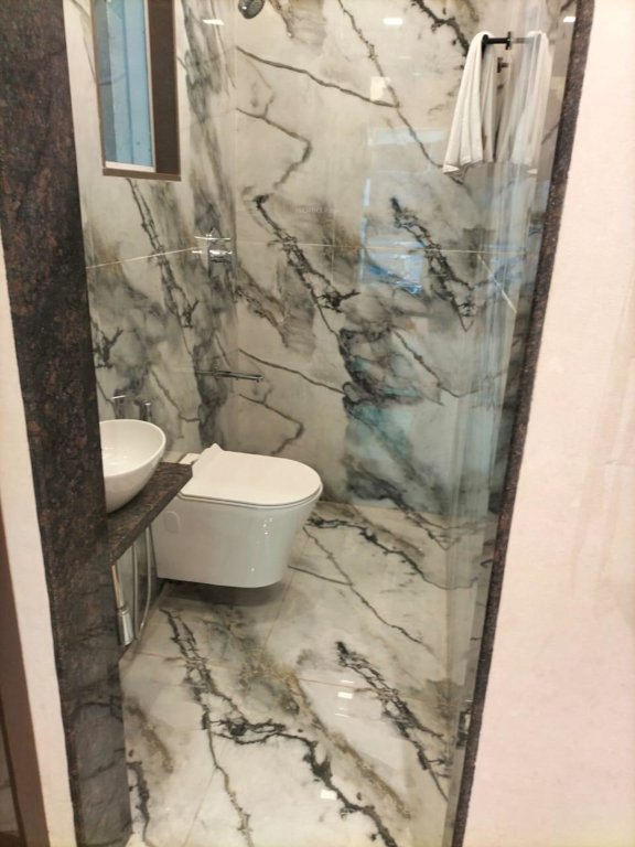  green square phase ii tower 1 and 3 Bathroom