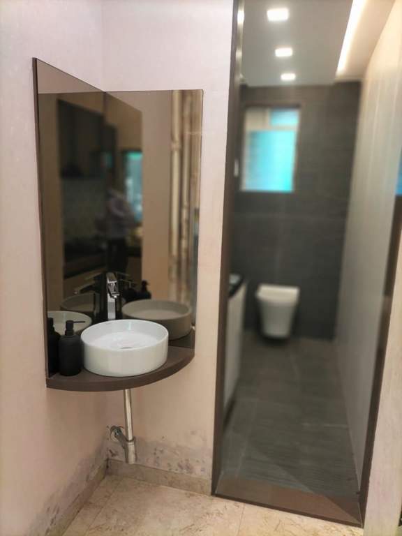  green square phase ii tower 1 and 3 Bathroom