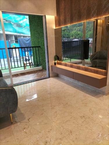  green-square-phase-ii-tower-1-and-3 Living Area