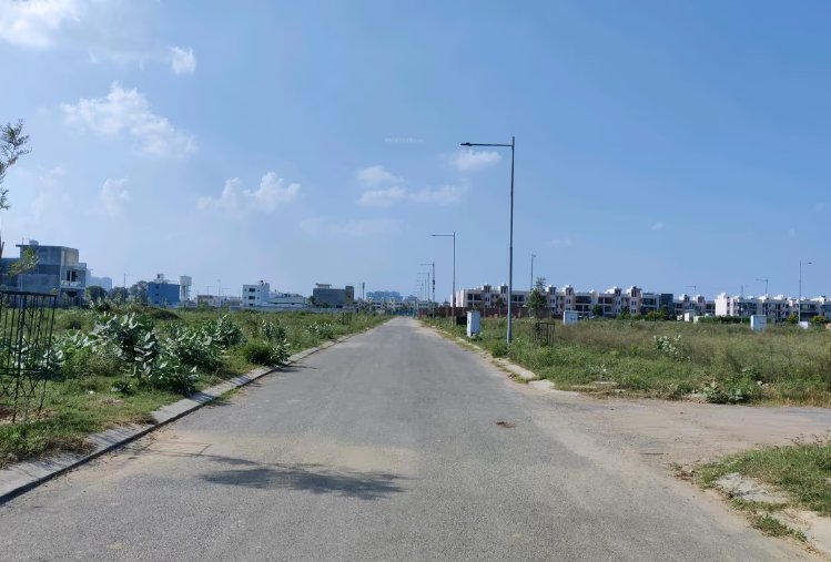 wave city sector 6 phase 2 residential plots Plot