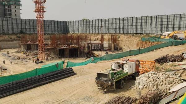 constructionStatus of VVIP Addresses Greater Noida West