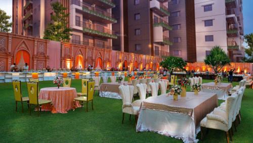  green-grace-jasmine Party Lawn