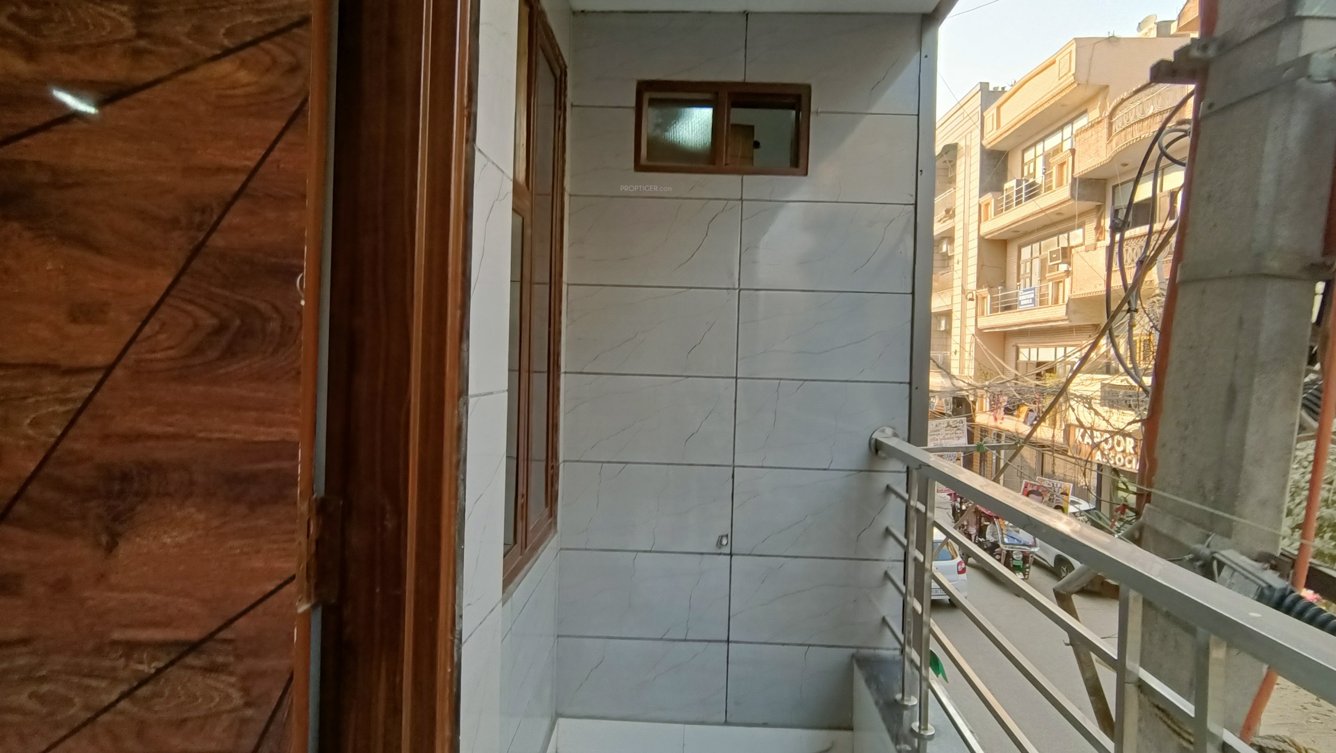  lotus apartment Balcony