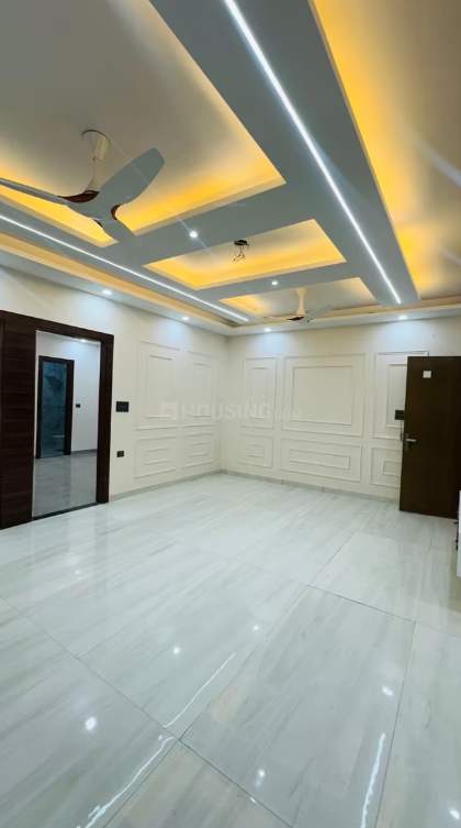  luxury floors Living Area