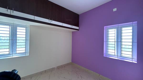 Bedroom next-city Bedroom