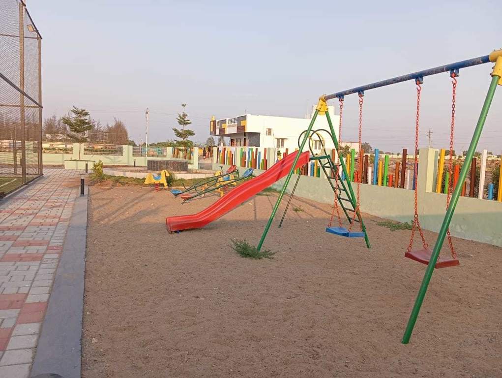  rv crystal gateway Children's play area