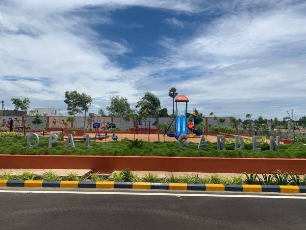  rv-opal Children's play area