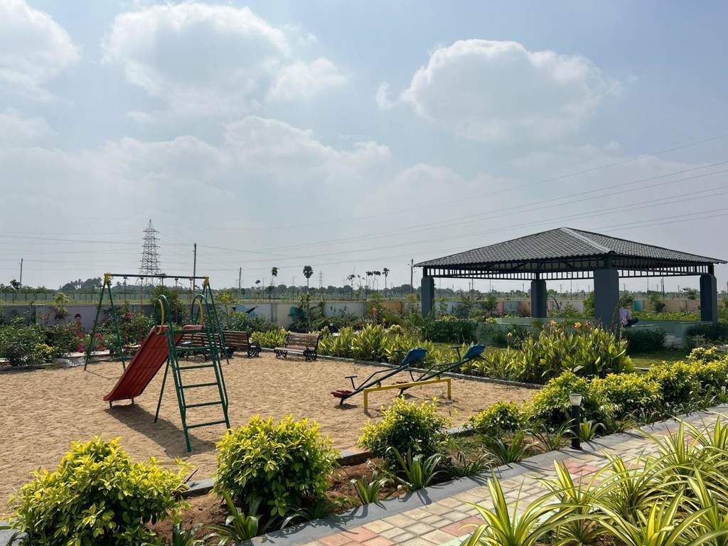  rv diamond avenue Children's play area