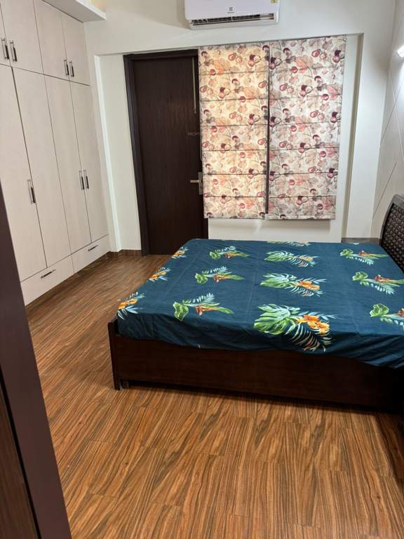  malibu town floors Bedroom