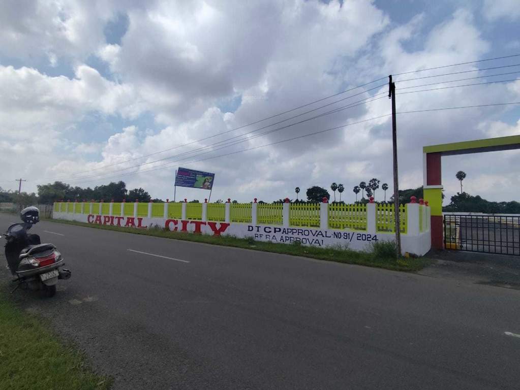 capital city Plot
