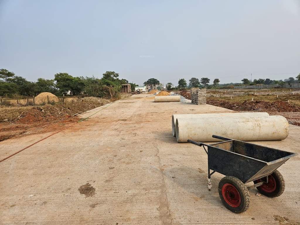  golden residency Plot