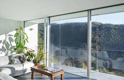 Balcony songbirds-phase-f Balcony