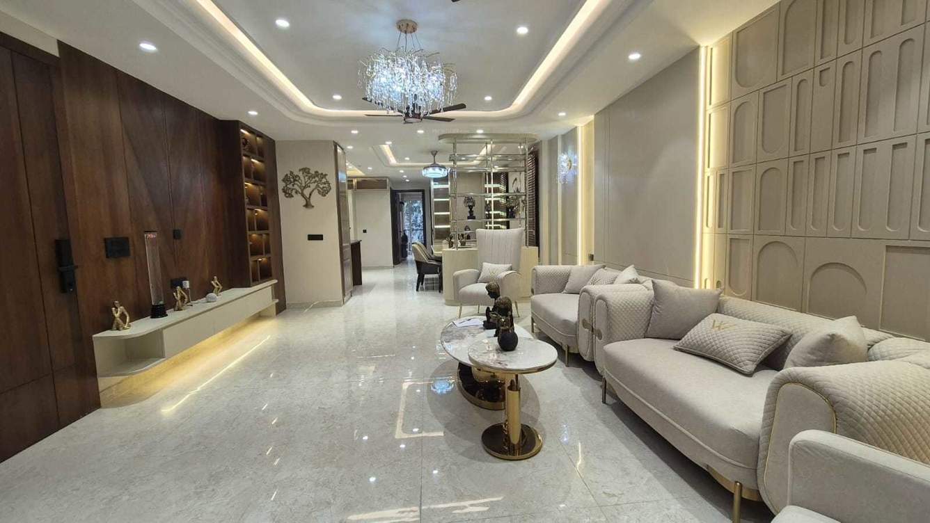 super luxurious floors Living Area
