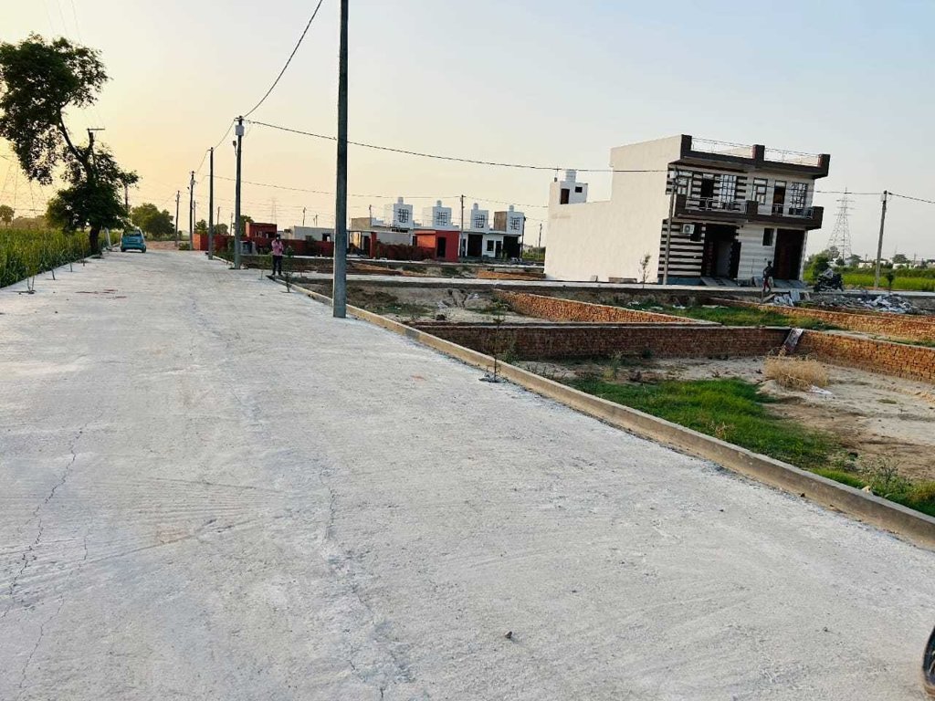  krishna enclave 1 Plot