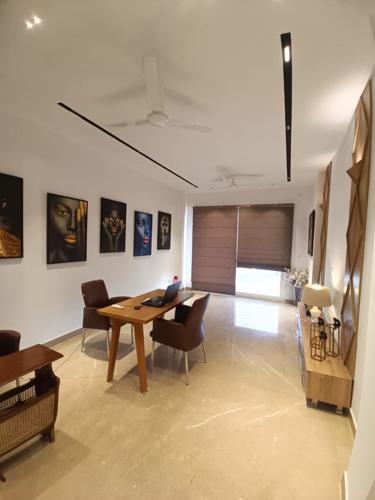  ardee-city Living Area