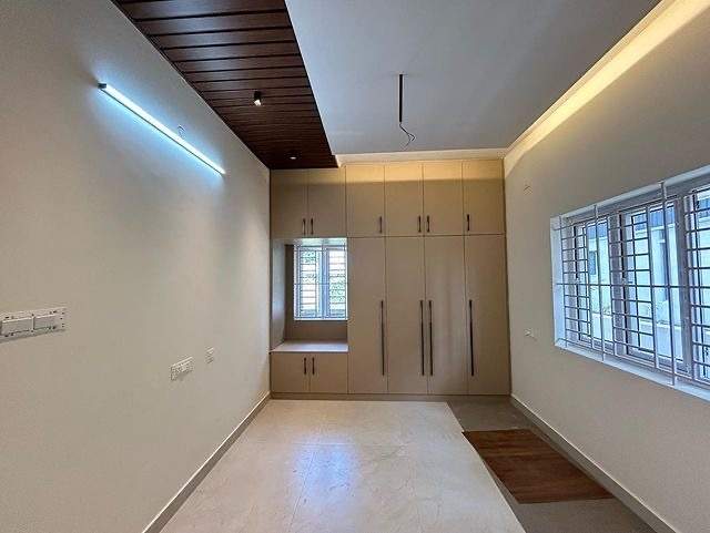  eminent 90 degree Bedroom