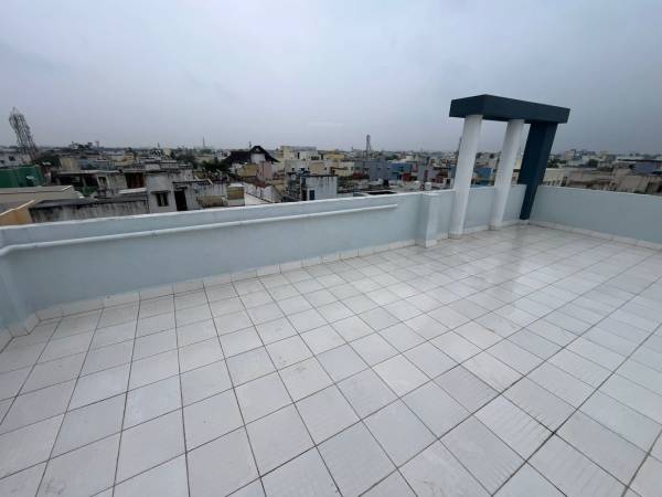  ava-castle Terrace Garden