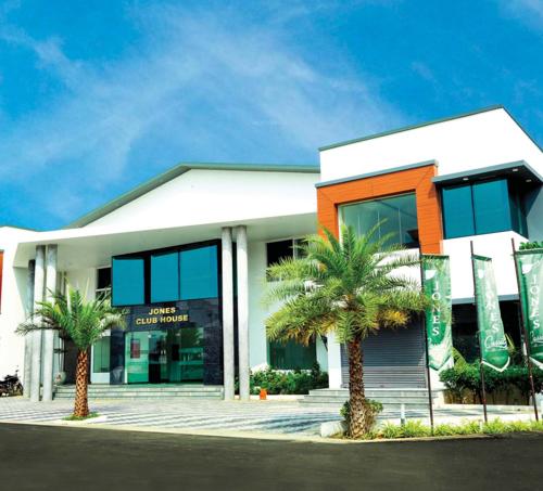  cassia-viii Club House