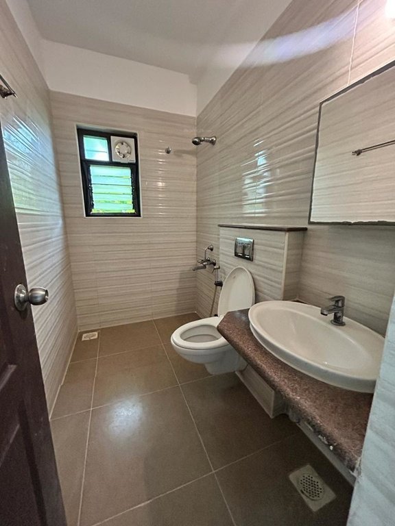  casagrand pallagio Bathroom