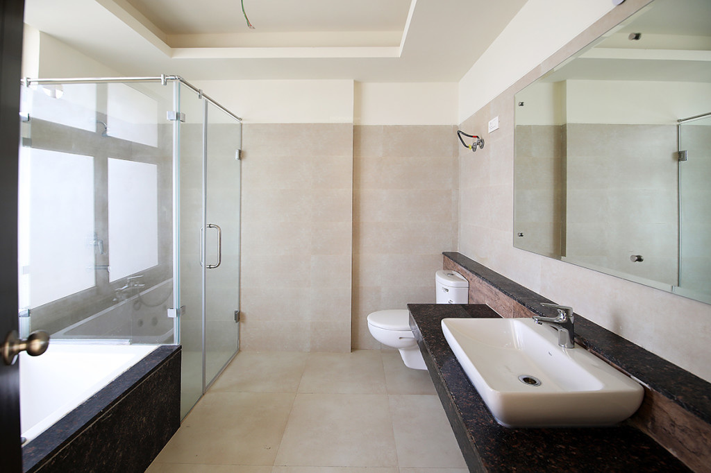  enigma phase 2 Bathroom