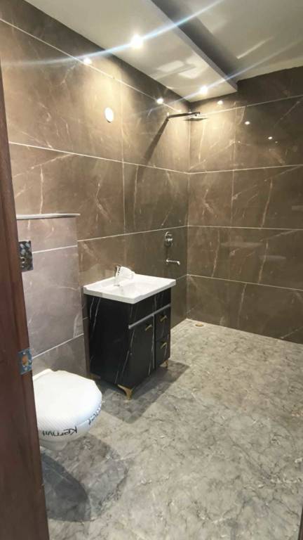 premium floors 2 Bathroom