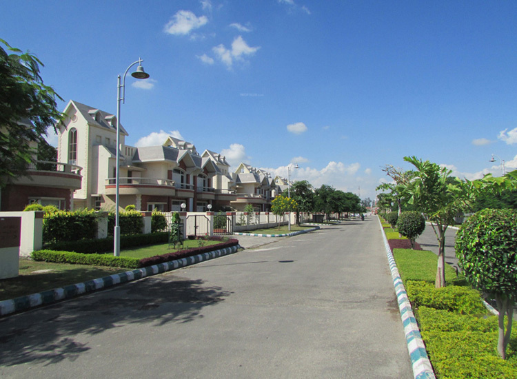  estate one Internal Roads & Footpaths