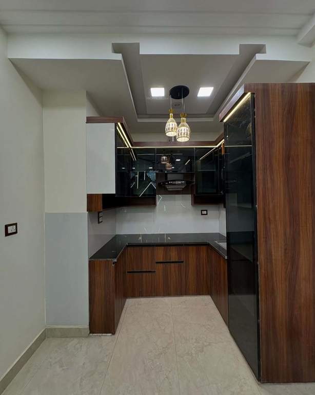  floors Kitchen