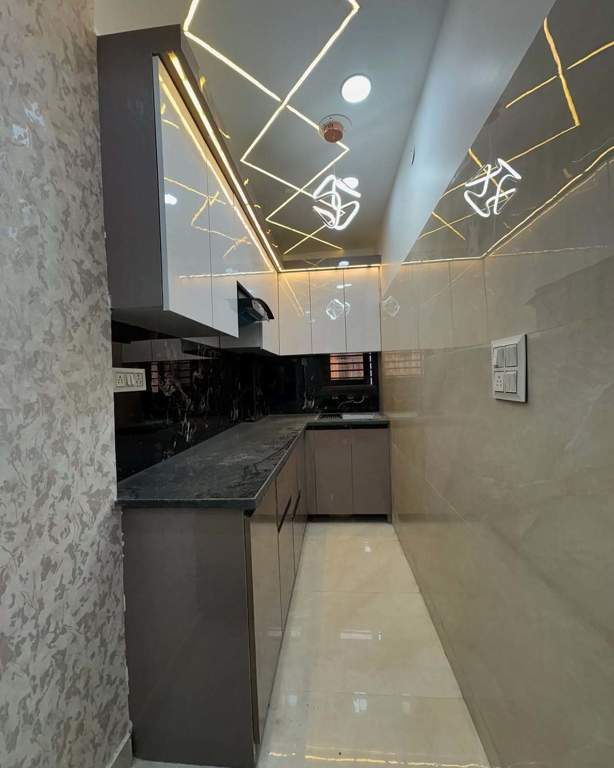  floors Kitchen