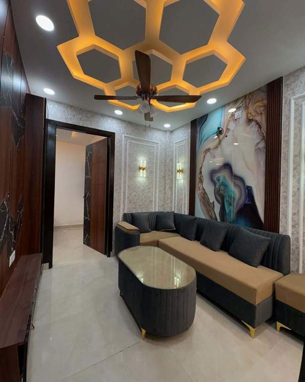 floors Living Area
