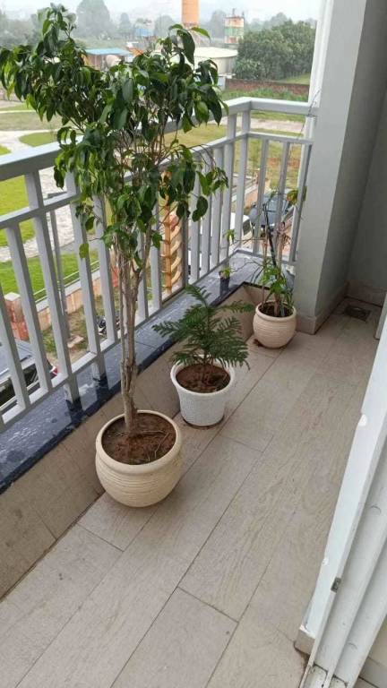 floors Balcony