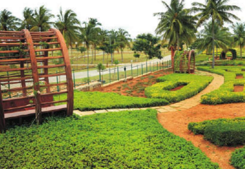  silver kites elite Landscaped Gardens