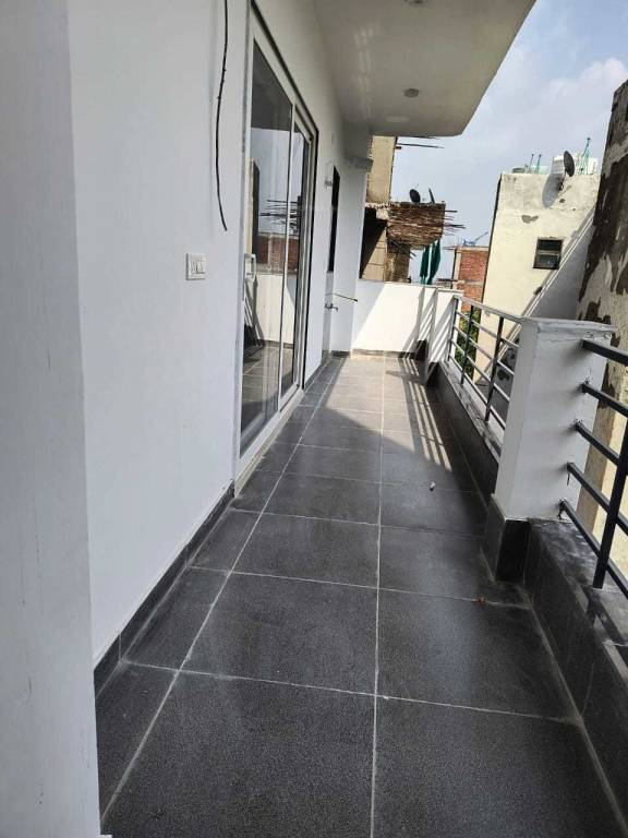  smart floors Balcony