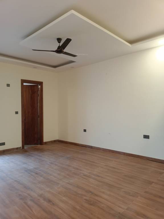  platinum floors Bedroom