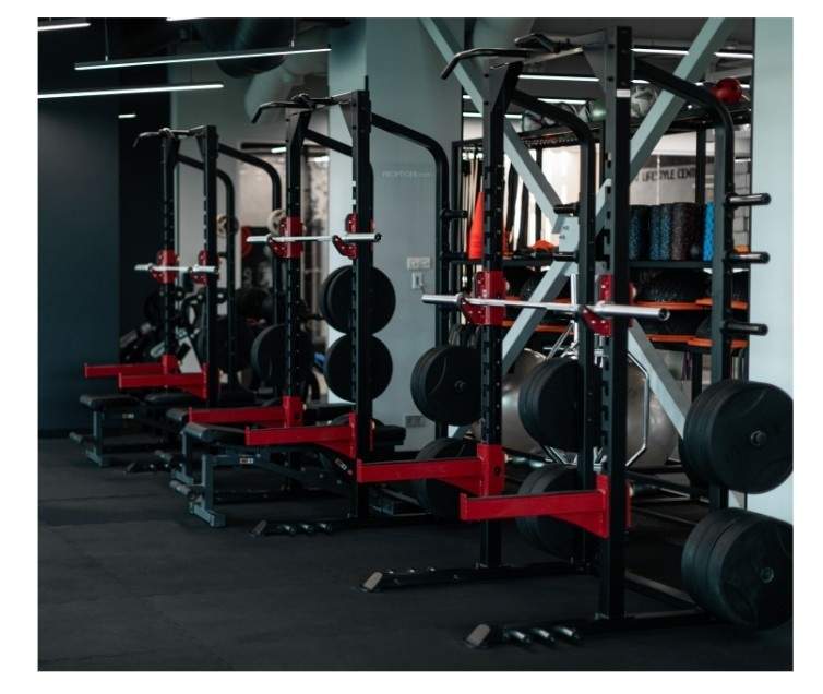  sapphire gold Gymnasium