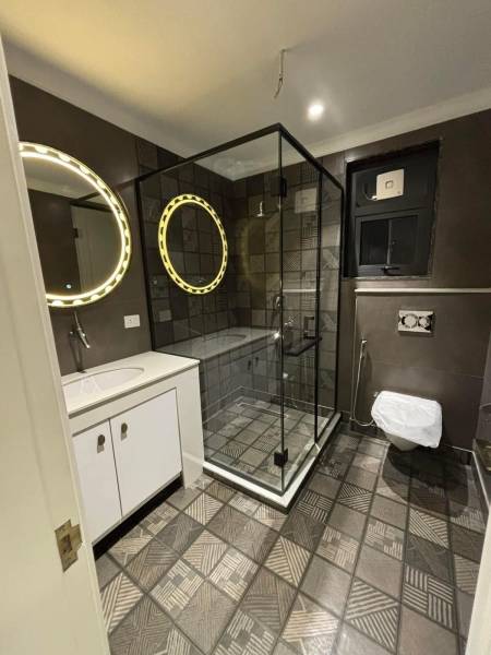 Bathroom luxury-floors Bathroom