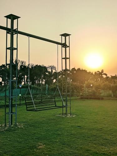  heavenly-farm-house Children's play area