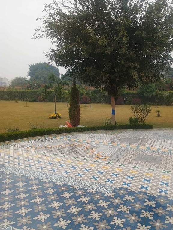  heavenly farm house Others