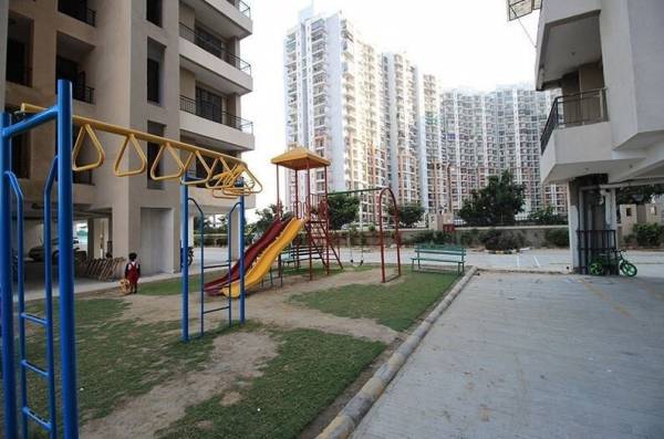 Children's play area flora Children's play area