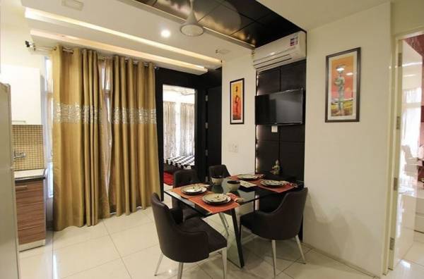 Dining Area flora Dining Area