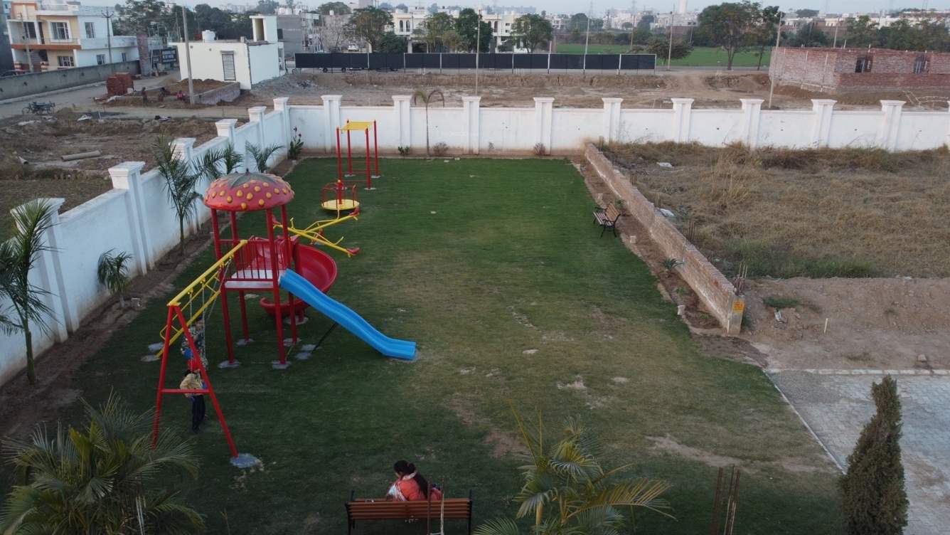  city Children's play area