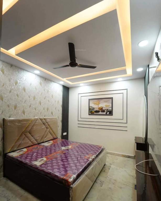  metro walk apartment Bedroom