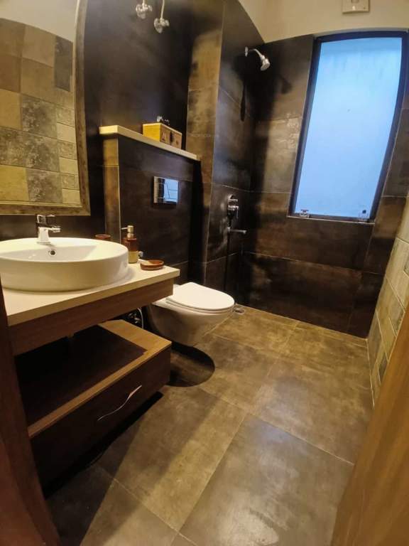  ardee city 4 Bathroom