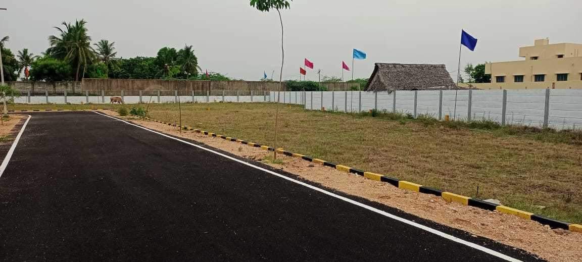  srm avenue Internal Roads & Footpaths