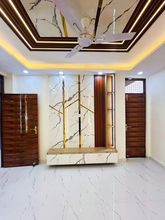  the crest Bedroom